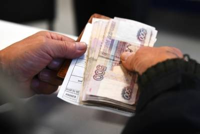 Госдума приняла закон о контроле за денежными переводами в РФ из ряда стран с 1 октября - interfax-russia.ru