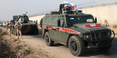 Российские военные заблокировали американский патруль в Сирии - ruposters.ru - Сирия