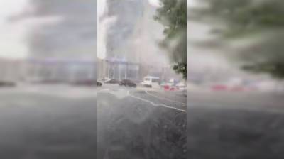 Мощнейший ливень превратил Воронеж в море - vestivrn.ru - Воронеж