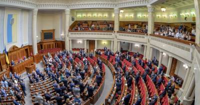 Комитет ВР рекомендует нардепам принять законопроект об обучении иностранцев на русском - dsnews.ua