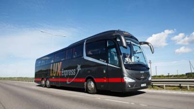 Компания "Lux Express" возобновила автобусные рейсы между Петербургом и Таллином - piter.tv - Санкт-Петербург - Эстония - Минск - Таллин - Петербург