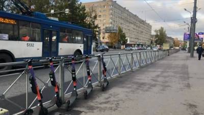 Электросамокатам запретили кататься на Невском проспекте и Дворцовой площади - piter.tv - Санкт-Петербург