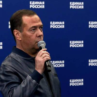 Дмитрий Медведев - Медведев: программа "Единой России" 2016 года не теряла актуальности последние 5 лет - radiomayak.ru