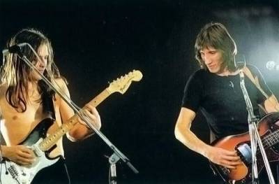 Роджер Уотерс - У Дэвида Гилмора и Роджера Уотерса опять разногласия из-за бренда Pink Floyd - argumenti.ru - Англия
