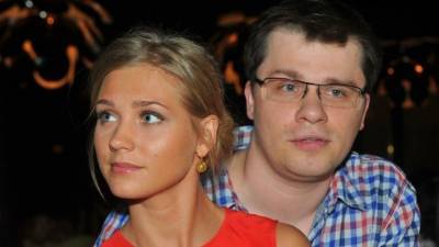 Кристина Асмус - Гарик Харламов - «Моя история»: Асмус намекнула, что была несчастлива с Харламовым с самого начала - 5-tv.ru - Калининград