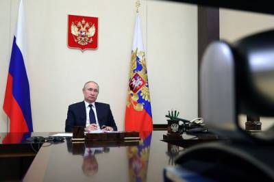 Владимир Зеленский - Владимир Путин - Путин прокомментировал законопроект о коренных народах Украины - aif.ru - Москва - Киев