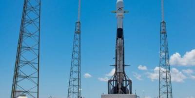 Маск у люті. Випадковий літак зірвав запуск ракети Falcon 9 із 88 супутниками на борту - «Экономика» - novosti-dny.com