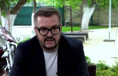 Александр Пономарев - Пономарев рассказал об ошибке во втором браке после измены Мозговой и борьбе за сына: "Меня это очень выбило" - sport.politeka.net - Украина