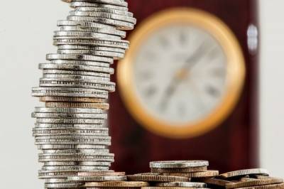 Артем Тузов - Эксперт рассказал о способе побороть бедность - aif.ru