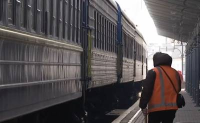 «Укрзализныця» останавливает поезда из-за нехватки топлива: убытки составляют 8 млн в день - politeka.net - Украина