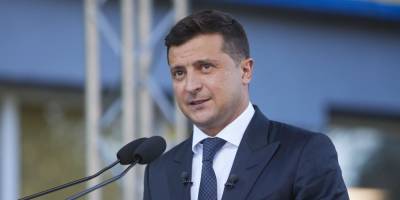 Владимир Зеленский - Зеленский объяснил, почему над Госдумой не развевается желто-голубой флаг - ruposters.ru - Москва - Россия - Украина