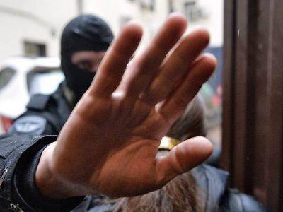 Олег Степанов - Силовики ворвались в штаб кандидата в депутаты Госдумы Степанова - kasparov.ru - Россия
