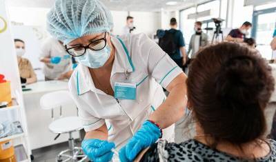 Москвичи пожаловались омбудсмену на обязательную вакцинацию - newizv.ru