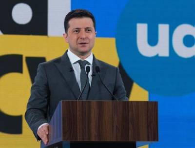 Владимир Зеленский - Владимир Путин - Анастасия Гридчина - Глава украинской общины Крыма Гридчина: после прихода Зеленского к власти на Украине произошел «триумф национализма» - argumenti.ru - Россия - Украина - Крым