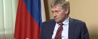 Дмитрий Песков - Песков заявил о необходимости ввести жесткие меры из-за вспышки COVID-19 - runews24.ru - Москва - Россия