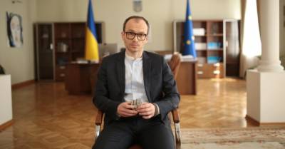 Денис Малюська - Минюст объяснил, кто не сможет купить землю в Украине после запуска земельного рынка - delo.ua - Украина