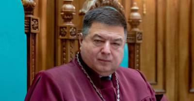 Александр Тупицкий - Тупицкий через суд потребовал от КСУ выплатить ему почти миллион - delo.ua - Украина - Киев