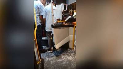 Видео: в Модиин-Илите избили водителя автобуса за отказ подождать пассажира - vesty.co.il - Израиль - Иерусалим