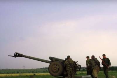Украинская армия обстреляла село Новоласпа в Донбассе - mk.ru - Украина - ДНР - Донецк