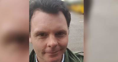 Насильник выдал себя за охотника на педофилов, чтобы совратить девочку - ren.tv - Англия - Великобритания