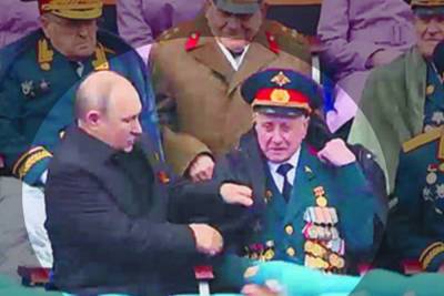 Владимир Путин - Василий Пронин - Мошенники снова позвонили ветерану, о котором заботился Путин - mk.ru