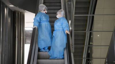 Михаил Мишустин - Кабмин выделил 2,4 миллиарда рублей на бесплатные лекарства от коронавируса - gazeta.ru - Россия