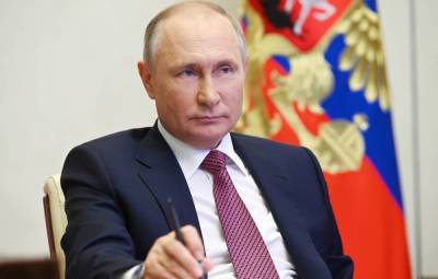 Владимир Путин - Алексей Текслер - Дмитрий Песков - Путин заслушал доклад челябинского губернатора о пожарах в регионе и дал поручения - tass.ru - Москва - Россия - Челябинская обл. - Челябинск