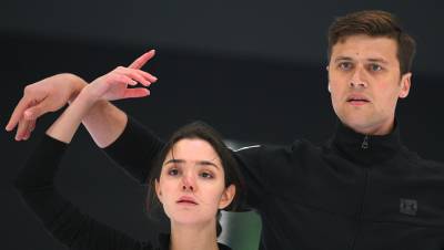 Евгения Медведева - Александр Энберт - Анна Каренина - Илья Авербух - Фигуристка Медведева считает, что ей удался дебют в парном катании - gazeta.ru - Россия - Южная Корея - Пхенчхан