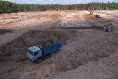 Современный полигон твердых коммунальных отходов в Крестцах достроят к октябрю - mk.ru - Новгородская обл.