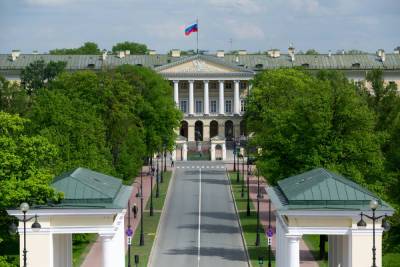 Власти Петербурга развеяли слухи о занижении статистики по заболевшим коронавирусом - spb.mk.ru - Санкт-Петербург
