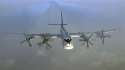 В США были в восторге от эффектных маневров российского бомбардировщика "Медведь" - inforeactor.ru - Россия - США