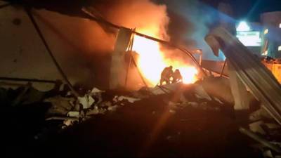 На газоперерабатывающем заводе "Коноко" в Сирии прогремел взрыв - vesti.ru - США - Сирия - Сана