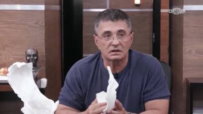 Александр Мясников - Мясников рассказал о симптомах опасной головной боли - piter.tv - Россия