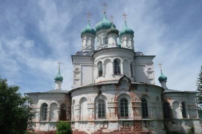 Волонтеры отреставрируют храмы и здание бывшего роддома в Иркутске - tayga.info - Иркутск