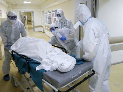 В России третий день подряд выявили более 25 тысяч заразившихся COVID-19 - kasparov.ru - Москва - Россия - Красноярский край - Санкт-Петербург - Московская обл.