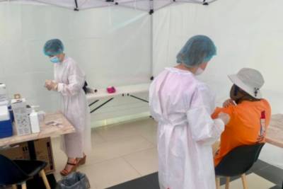 Впервые в Украине провели массовую вакцинацию препаратом Pfizer - rupor.info - Украина - Черниговская обл.