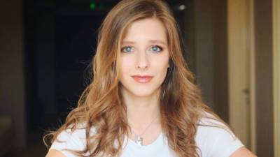 Илья Авербух - Элизабет Арзамасова - Фанаты пришли в восторг от моложавой мамы Лизы Арзамасовой - inforeactor.ru