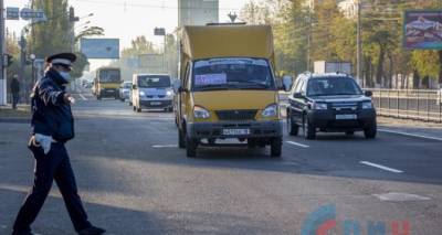 В Луганске полиция и СЭС жестко проверяли маршрутки - cxid.info - ЛНР - Луганск