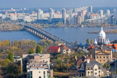 Киевский мост Патона превратился в водопад из-за прорыва трубы - rupor.info - Киев