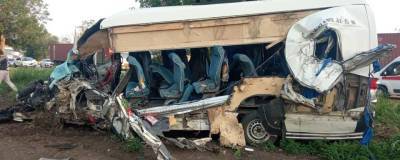Женщина и двое детей стали жертвами ДТП с микроавтобусом на Кубани - runews24.ru - Анапа - Краснодарский край - Назрань
