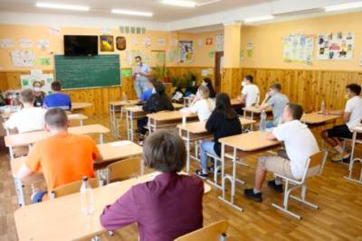 Учительница из Одесчины решилась сдать ВНО вместе со своими учениками: результат - rupor.info - Одесская обл.