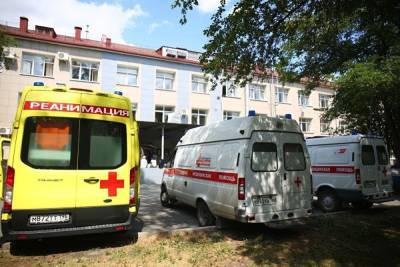 В Свердловской области сегодня установлен новый рекорд по заболеваемости ковидом - znak.com - Свердловская обл.
