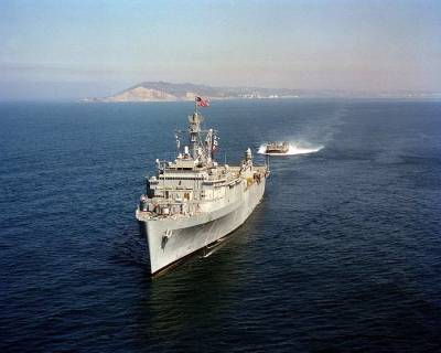 Китай обвинил эсминец США Benfold во вторжении в акваторию спорных островов Сиша - actualnews.org - Китай - США - Вашингтон