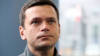 Илья Яшин - Яшин сложил полномочия главы муниципального округа - vesti.ru - Москва