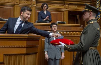 Владимир Зеленский - Евгений Мураев - Зеленский получил президентство обманом: украинский народ «обвели вокруг пальца» - pupolita.ru - Украина