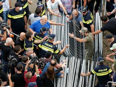 В Грузии задержали еще одного напавшего на журналиста во время ЛГБТ-марша - unn.com.ua - Украина - Киев - Грузия - Тбилиси