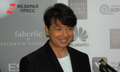Валентин Юдашкин - Больного раком Юдашкина настигла новая напасть - fedpress.ru - Москва - Россия - Италия