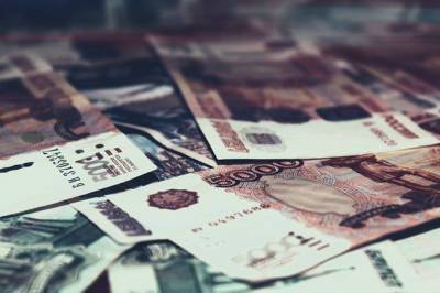 Рублю удалось отыграть часть потерь - infox.ru