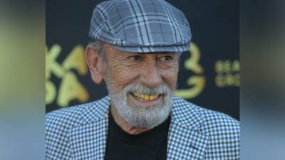 Вахтанг Кикабидзе - Вахтанг Кикабидзе появится в новом сезоне сериала "Сваты" - vesti.ru