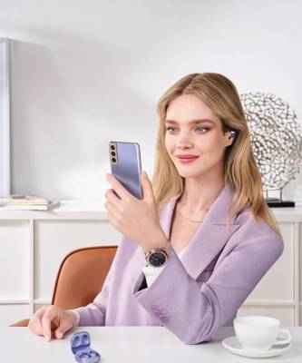 Наталья Водянова - Наталья Водянова стала амбассадором бренда Samsung - skuke.net - Россия
